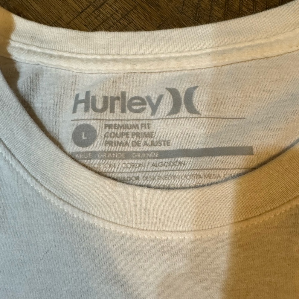 Hurley Multicolor Skeleton Surfer Tee Size Large - Picture 2 of 7